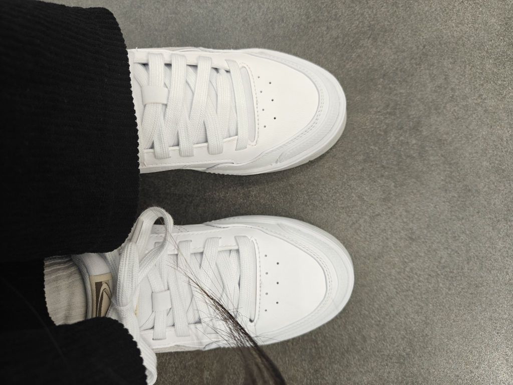 你最爱的小白鞋？