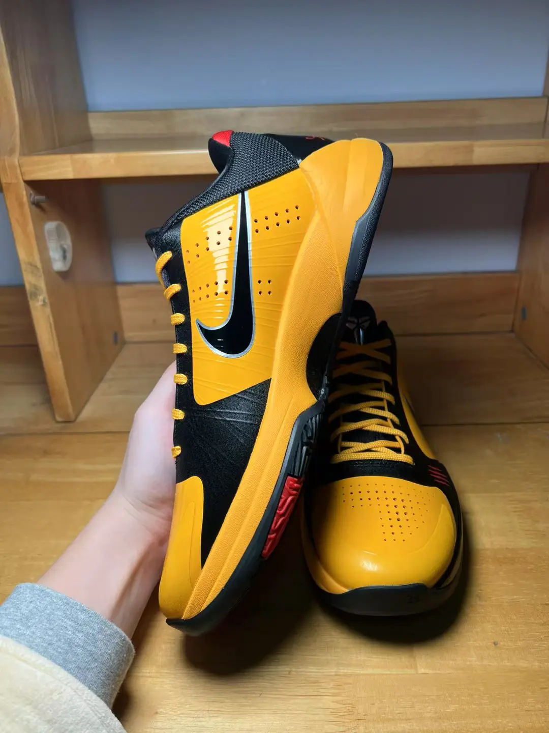 Nike Zoom Kobe 5 科比5 黑黄李小龙低帮球鞋 CD4991-700