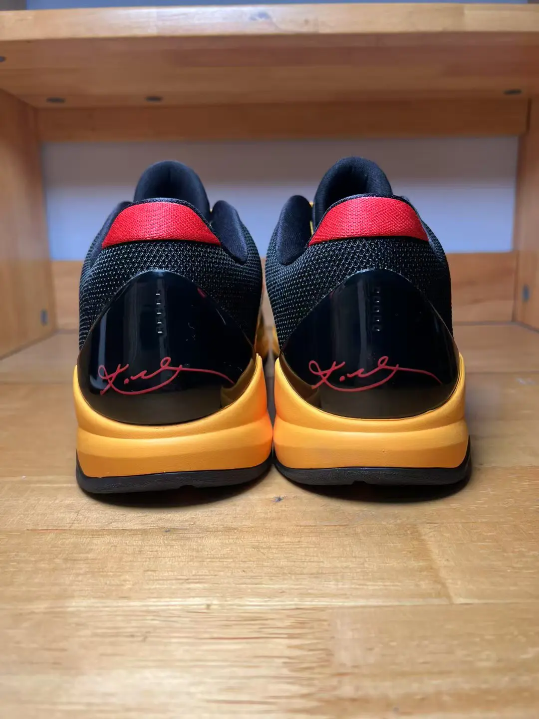 Nike Zoom Kobe 5 科比5 黑黄李小龙低帮球鞋 CD4991-700
