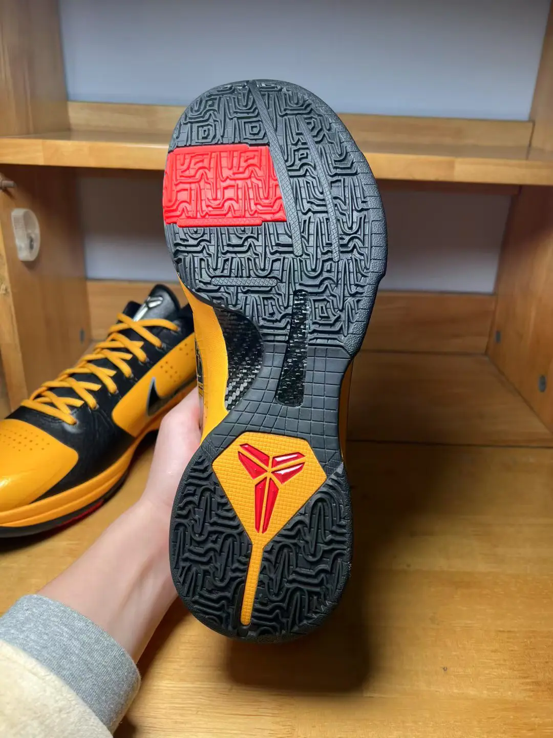 Nike Zoom Kobe 5 科比5 黑黄李小龙低帮球鞋 CD4991-700