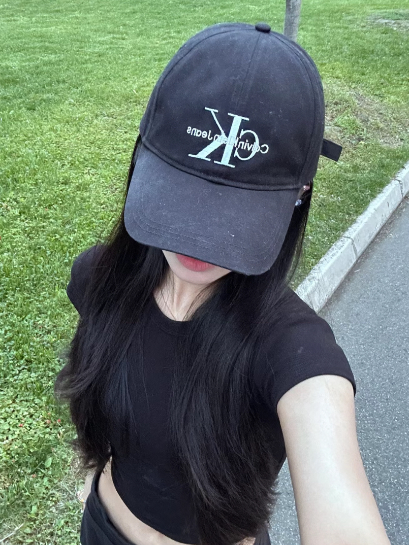 CK小帽子我爱舍了 怎么都戴不腻