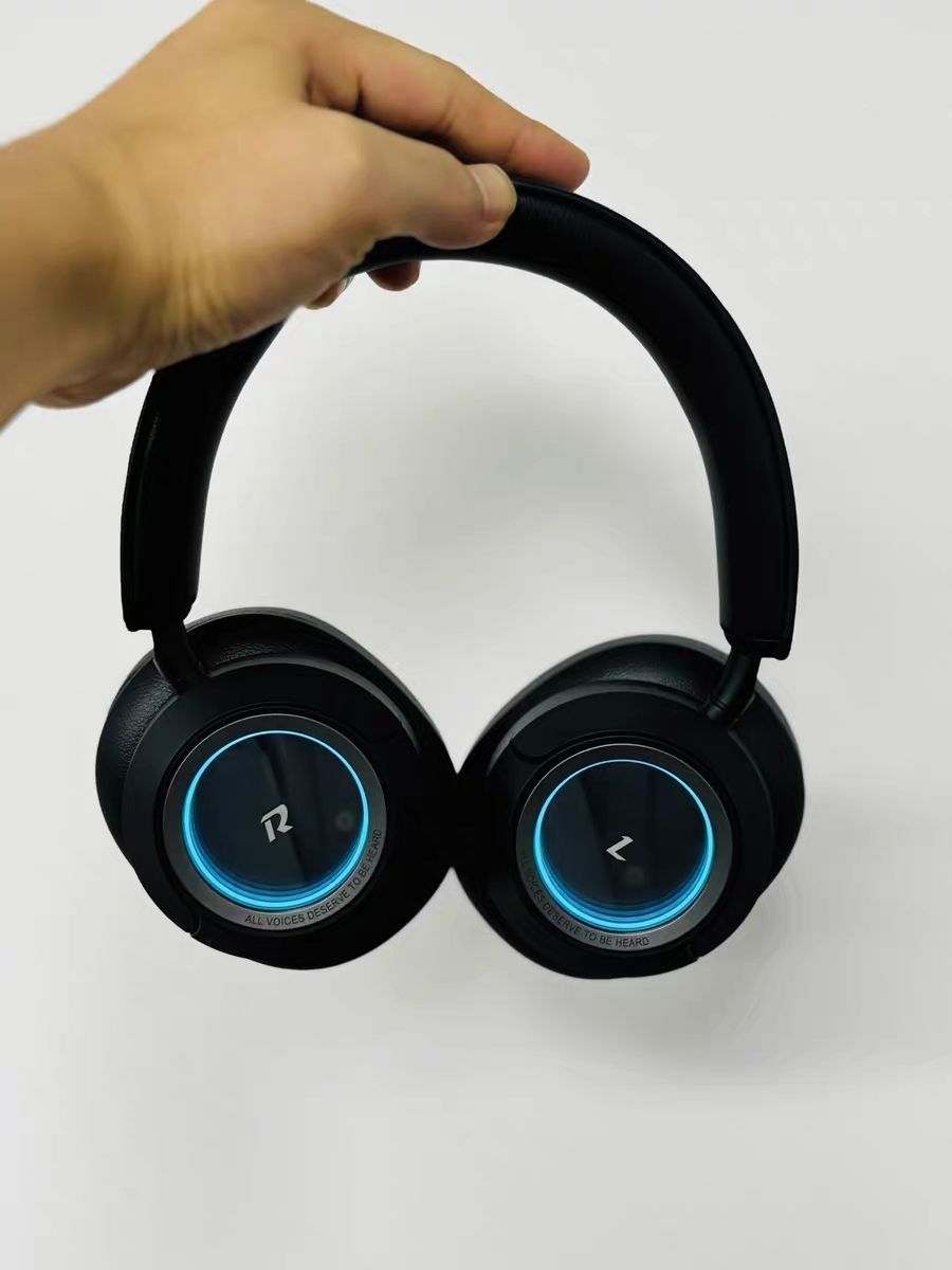 入手的新玩具，超酷的漫步者耳机🎧