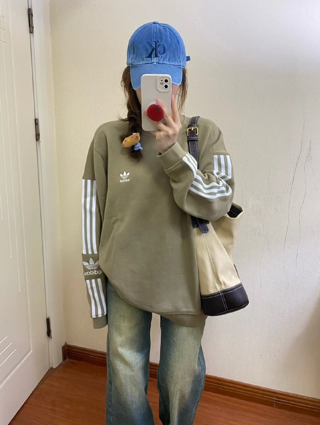 喜欢Adidas这件卫衣～🧏🏻‍♀️