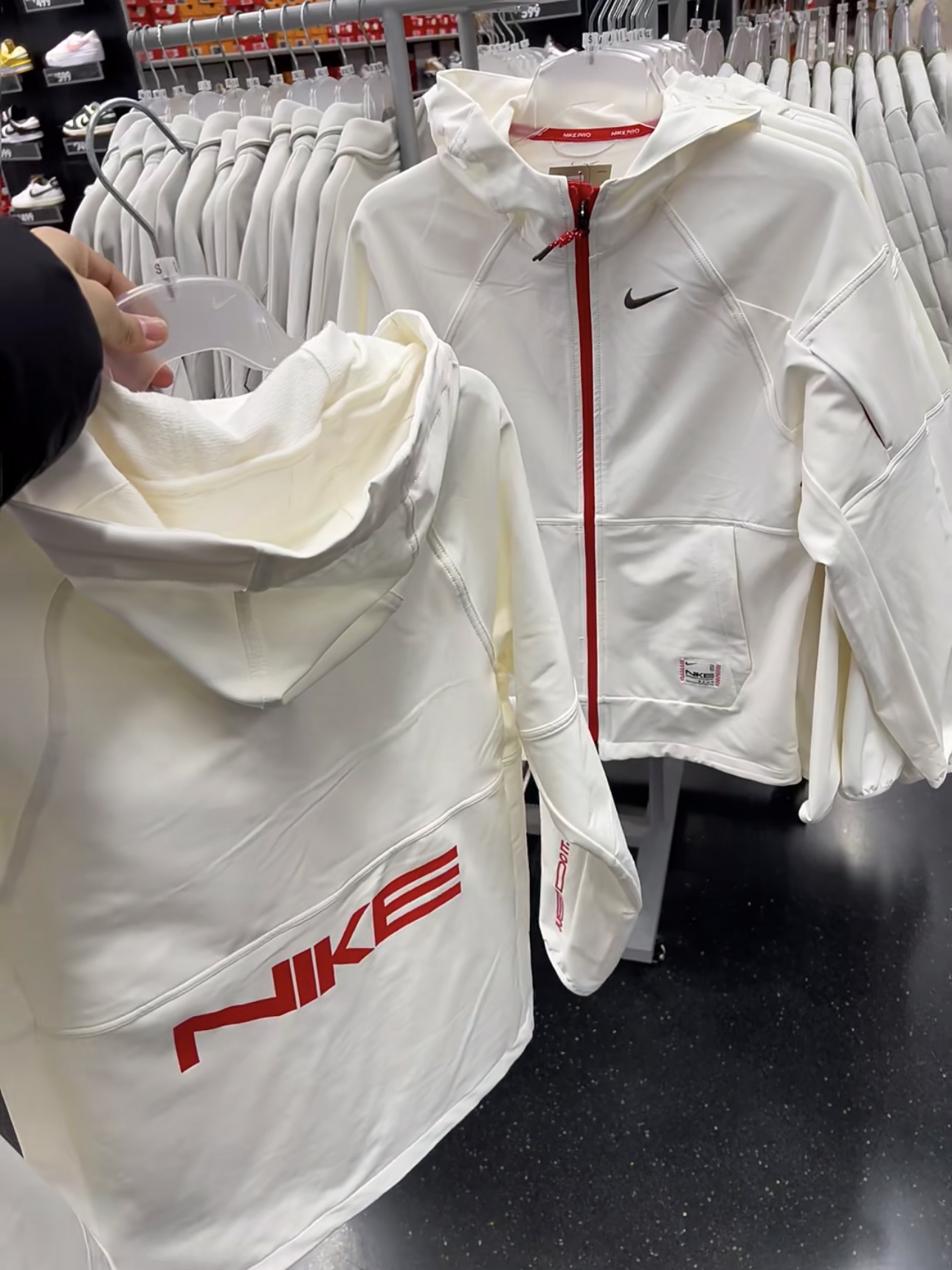 Nike新款春装 感觉像要去参加奥运会