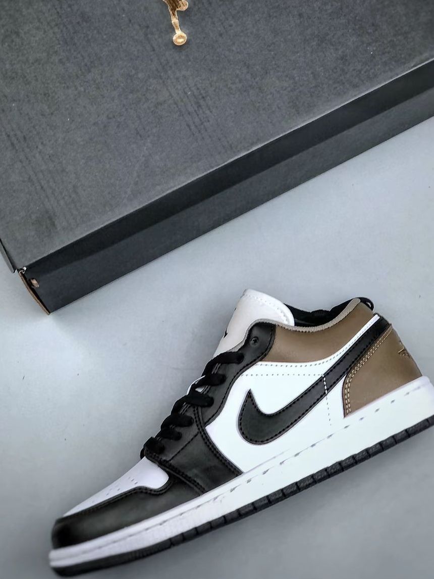Jordan Air Jordan 1 潮流 休闲经典 都市高街 熊猫 摩卡礼盒  百搭