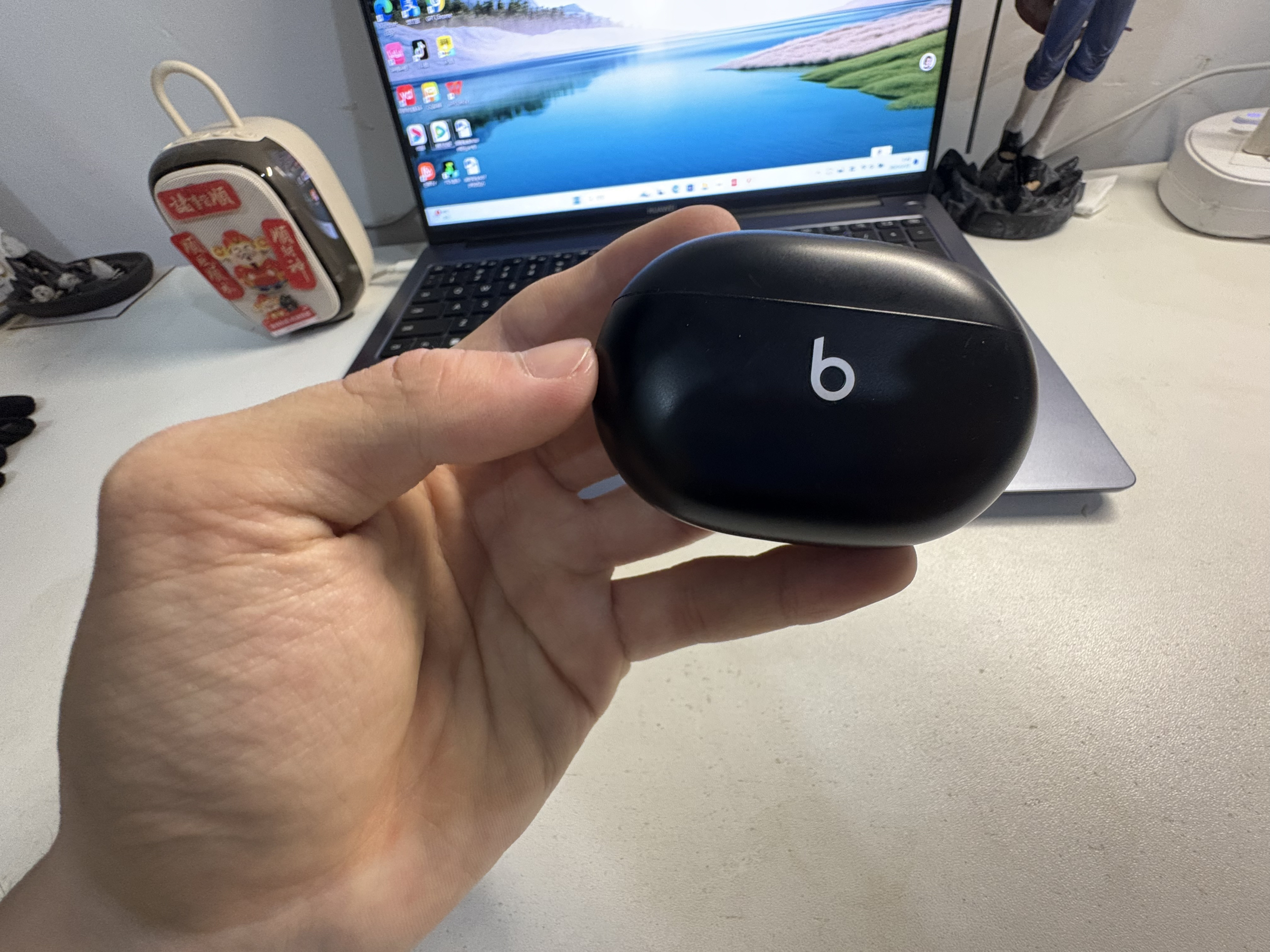 🎧被王嘉尔安利的Beats Studio Buds，降噪续航超绝！低音也是非常爆炸💥！