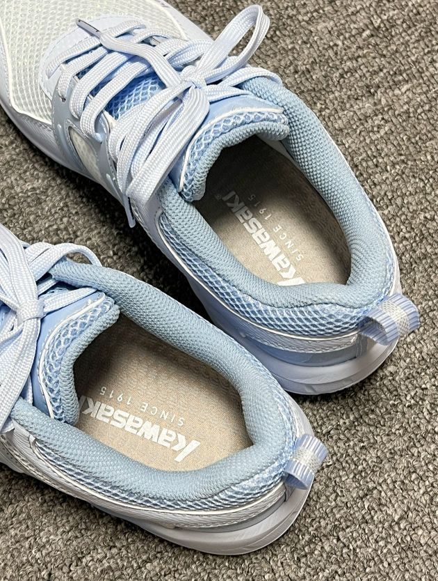 浅蓝系运动鞋,颜值与舒适并存,被这双淡蓝色网面运动鞋拿捏了。
