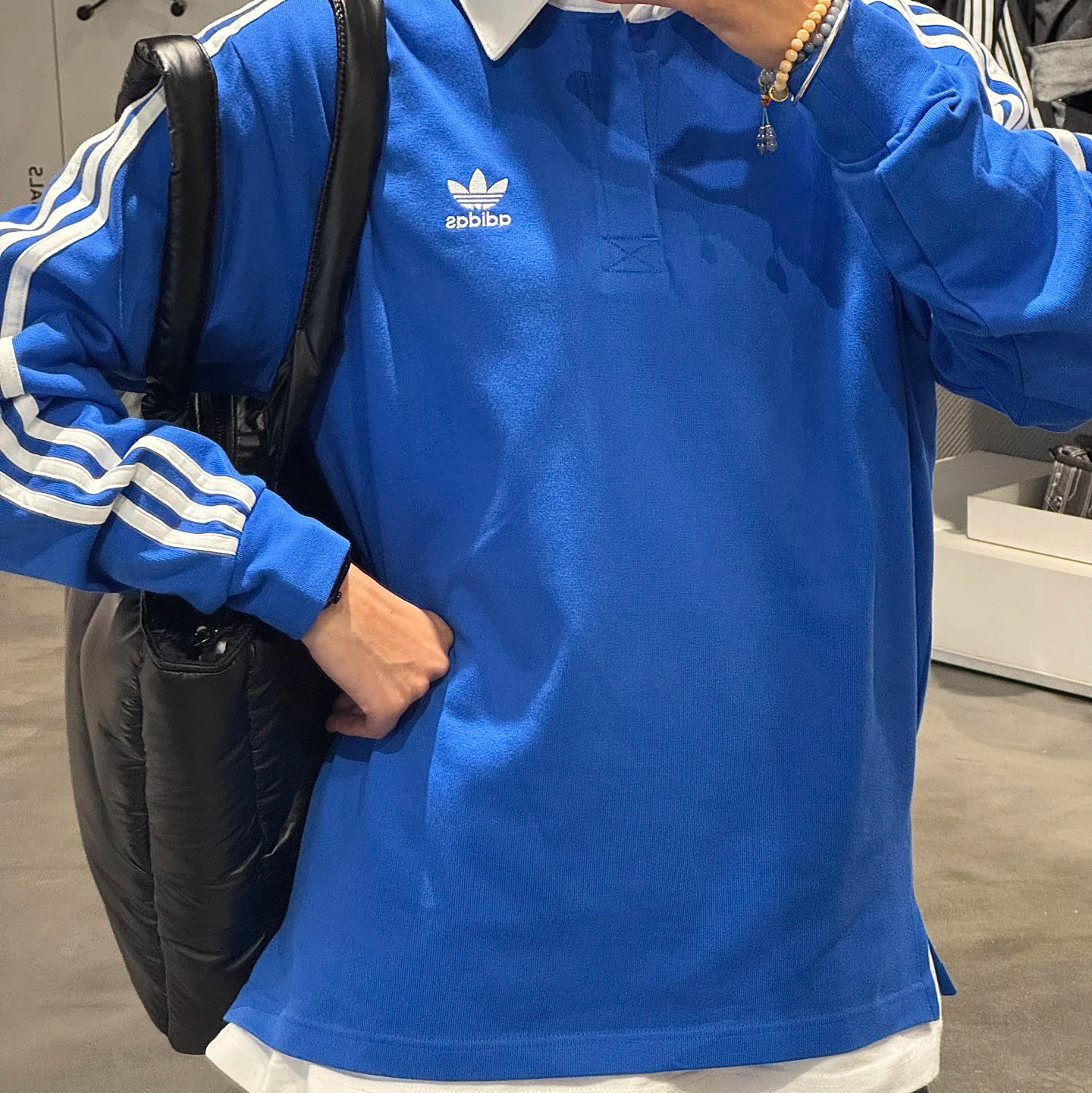 真的超级好看，很显白，也感觉很文艺