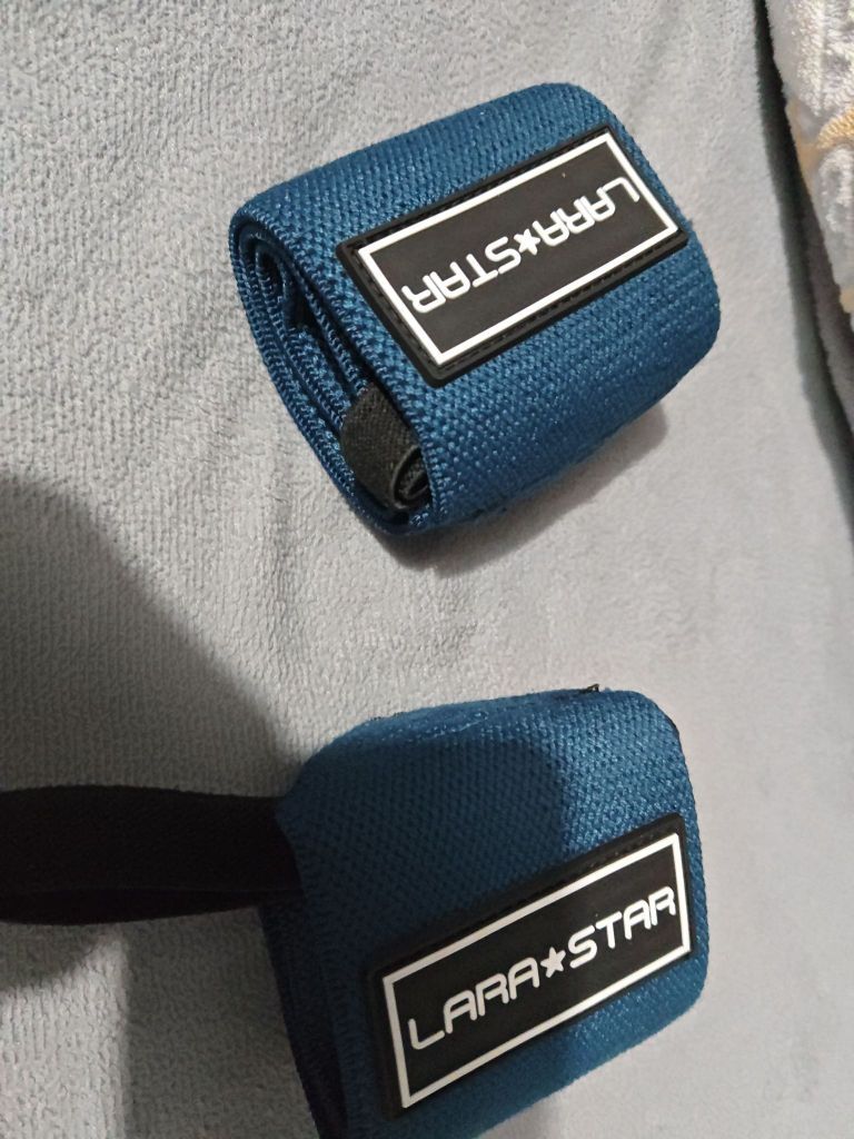 质量非常好，包裹感十足，值得入手