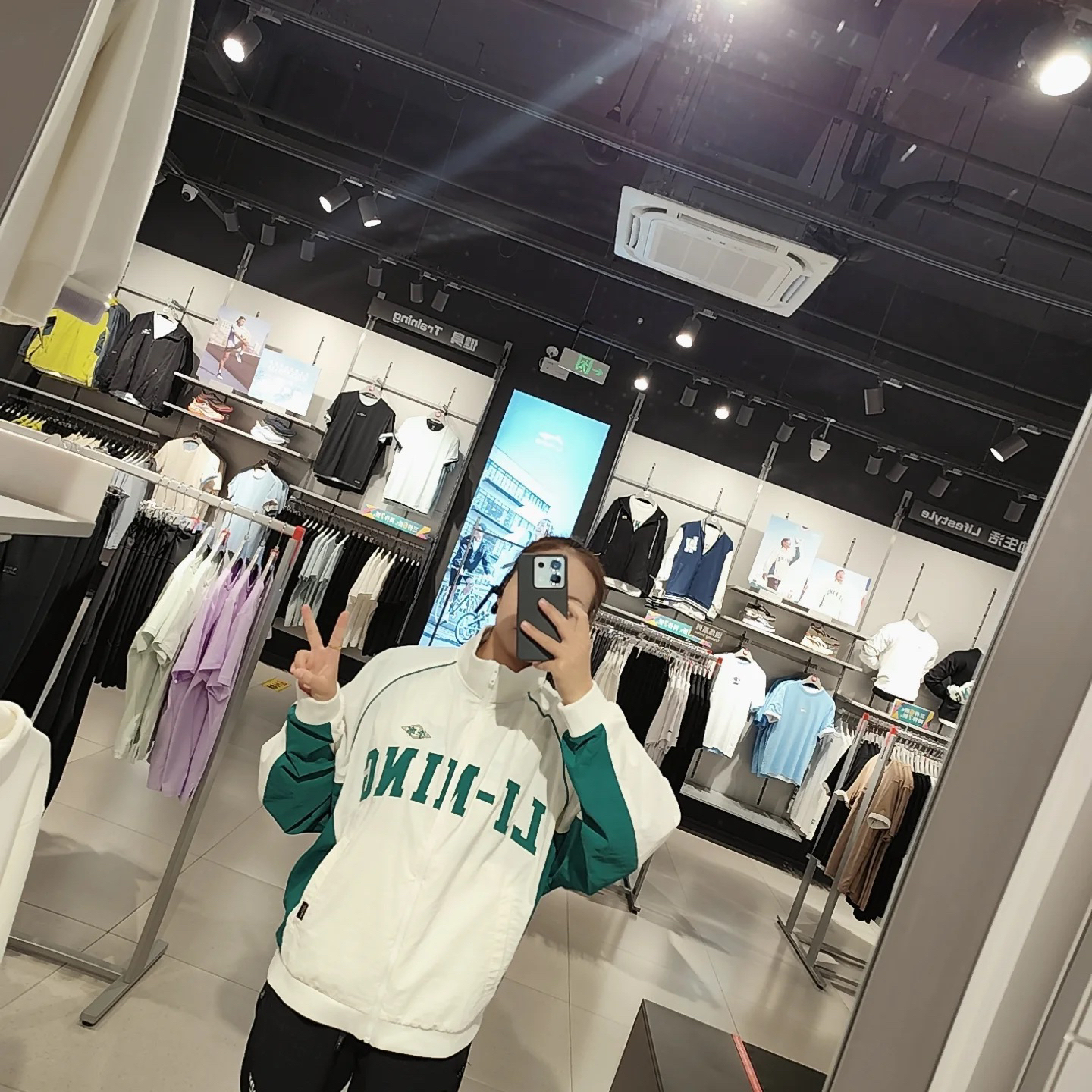 限时返校，变身学院时髦儿尖子生