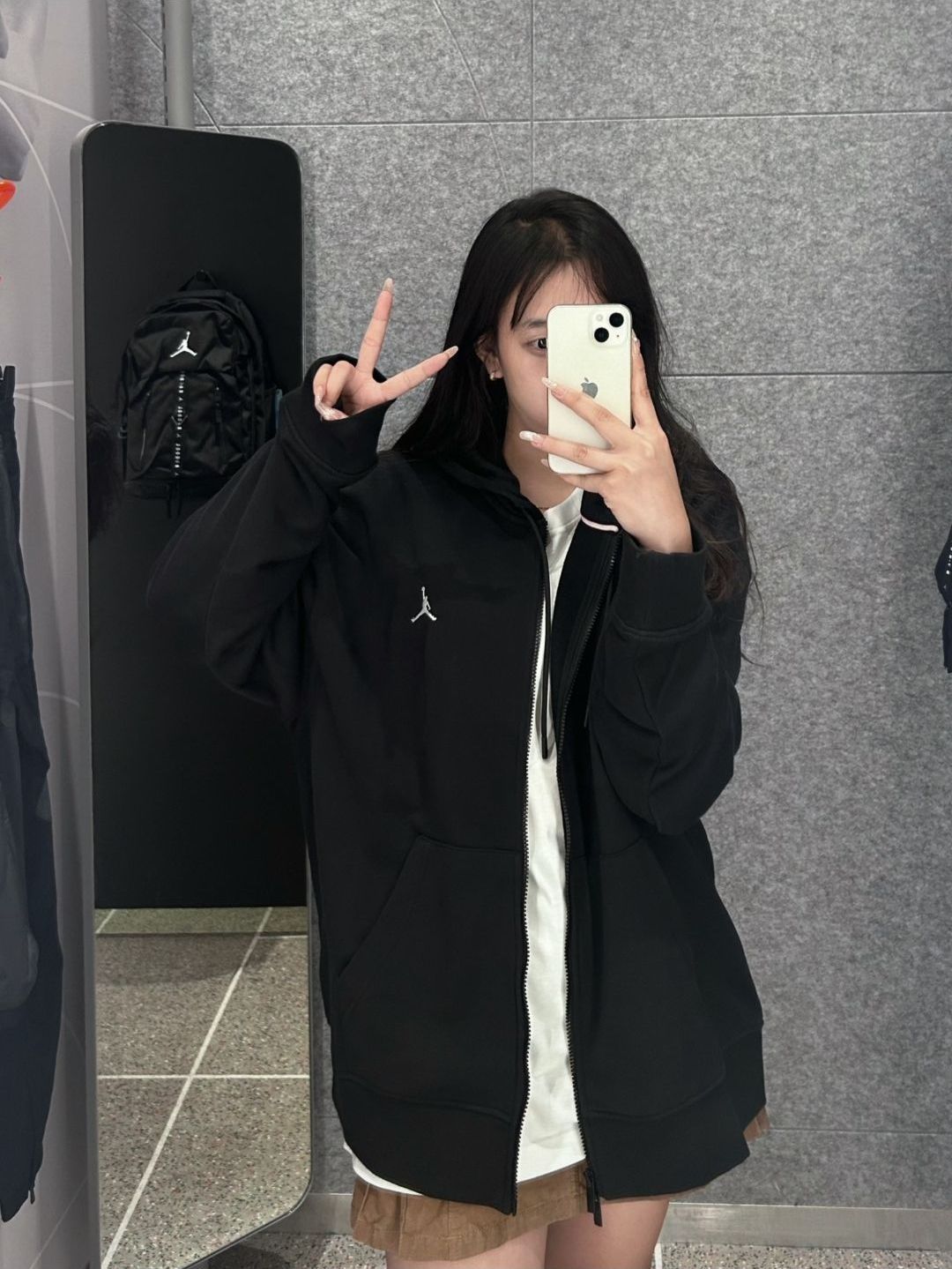 Jordan的这件黑色外套太百搭了