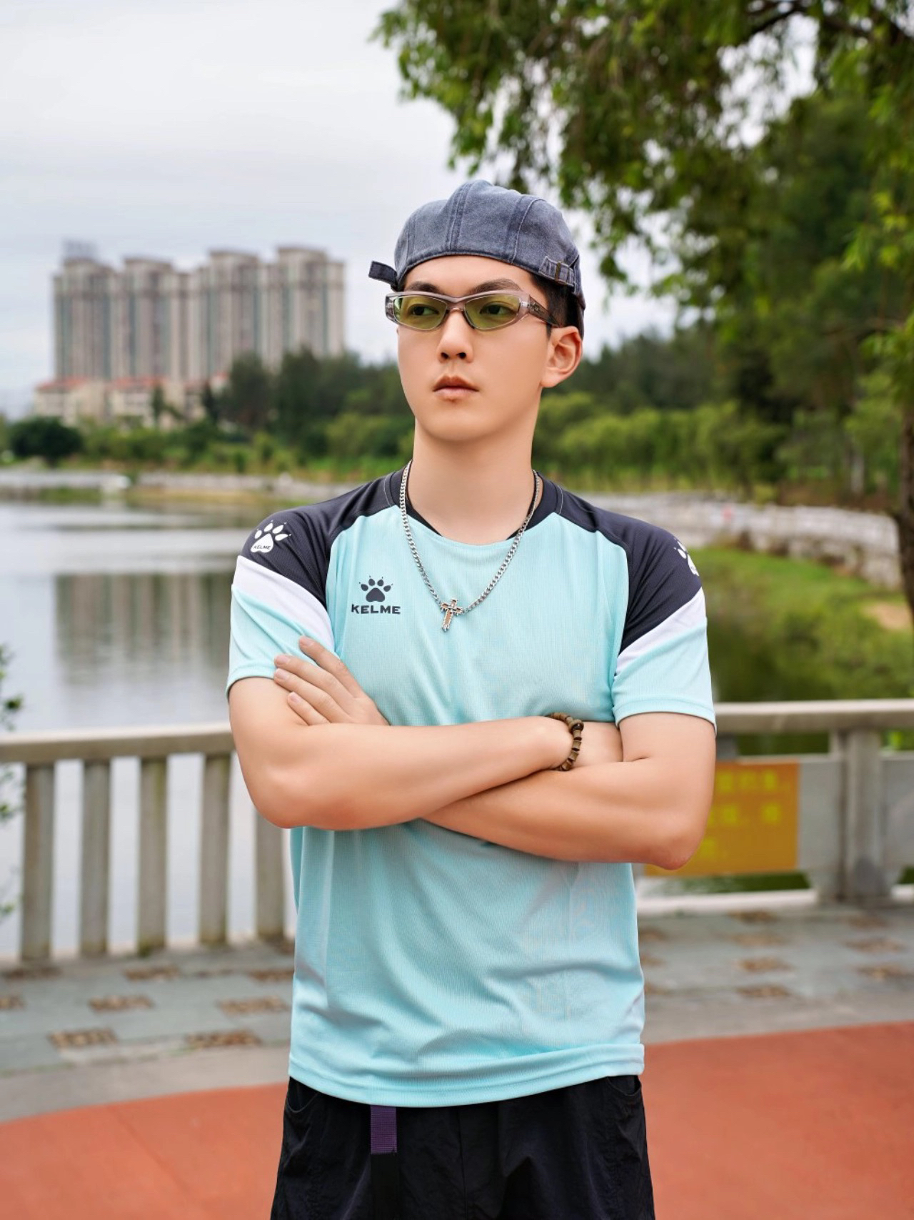 卡尔美短袖T恤，运动必备