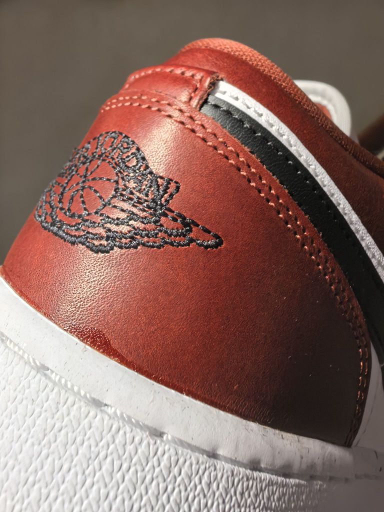 AIR Jordan I Low SE "酒红"