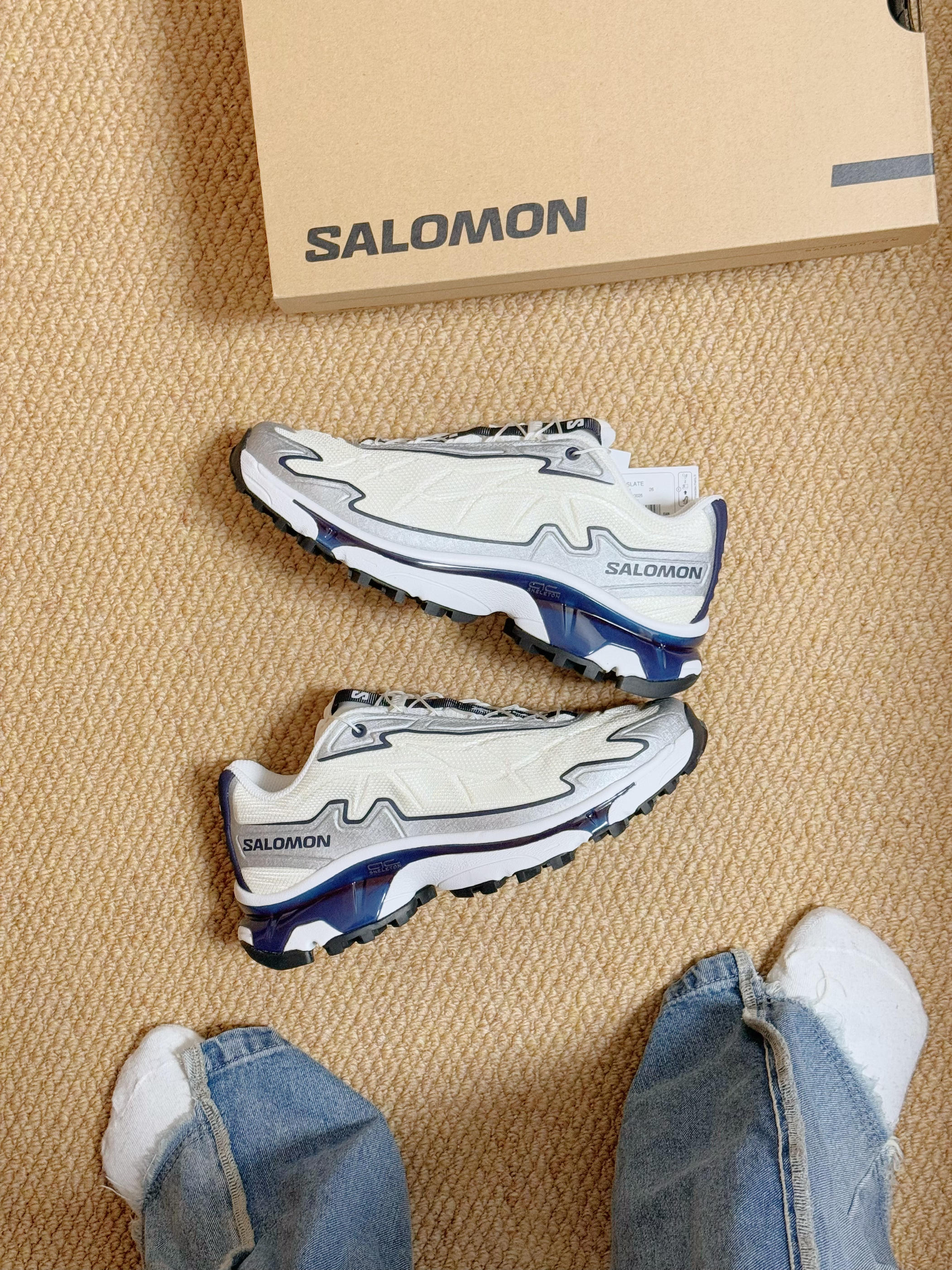 海军蓝一直是不会出错的搭配💙