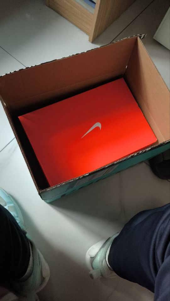 👟球鞋名称：nike Quest5

🔍