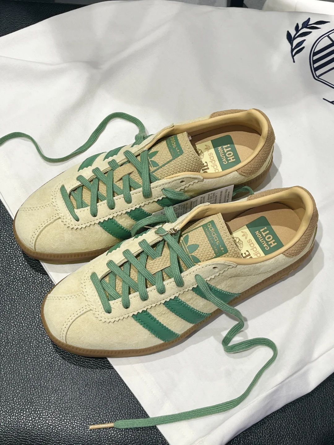 小贵，但是穿起来很绝的踏春鞋子💛💚