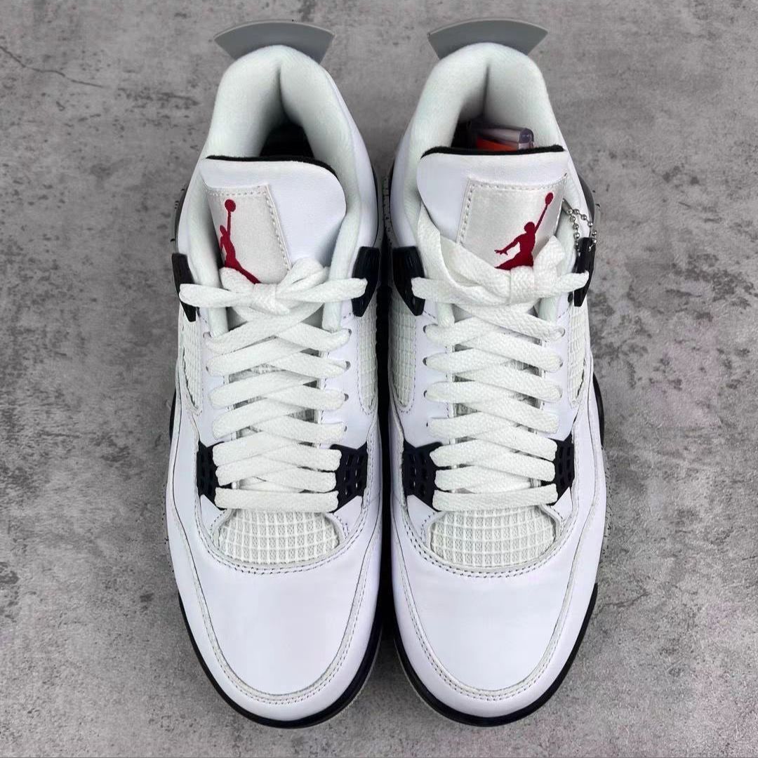 Air Jordan4“Fear”:秋冬必备,包裹性与颜值并存的经典之选