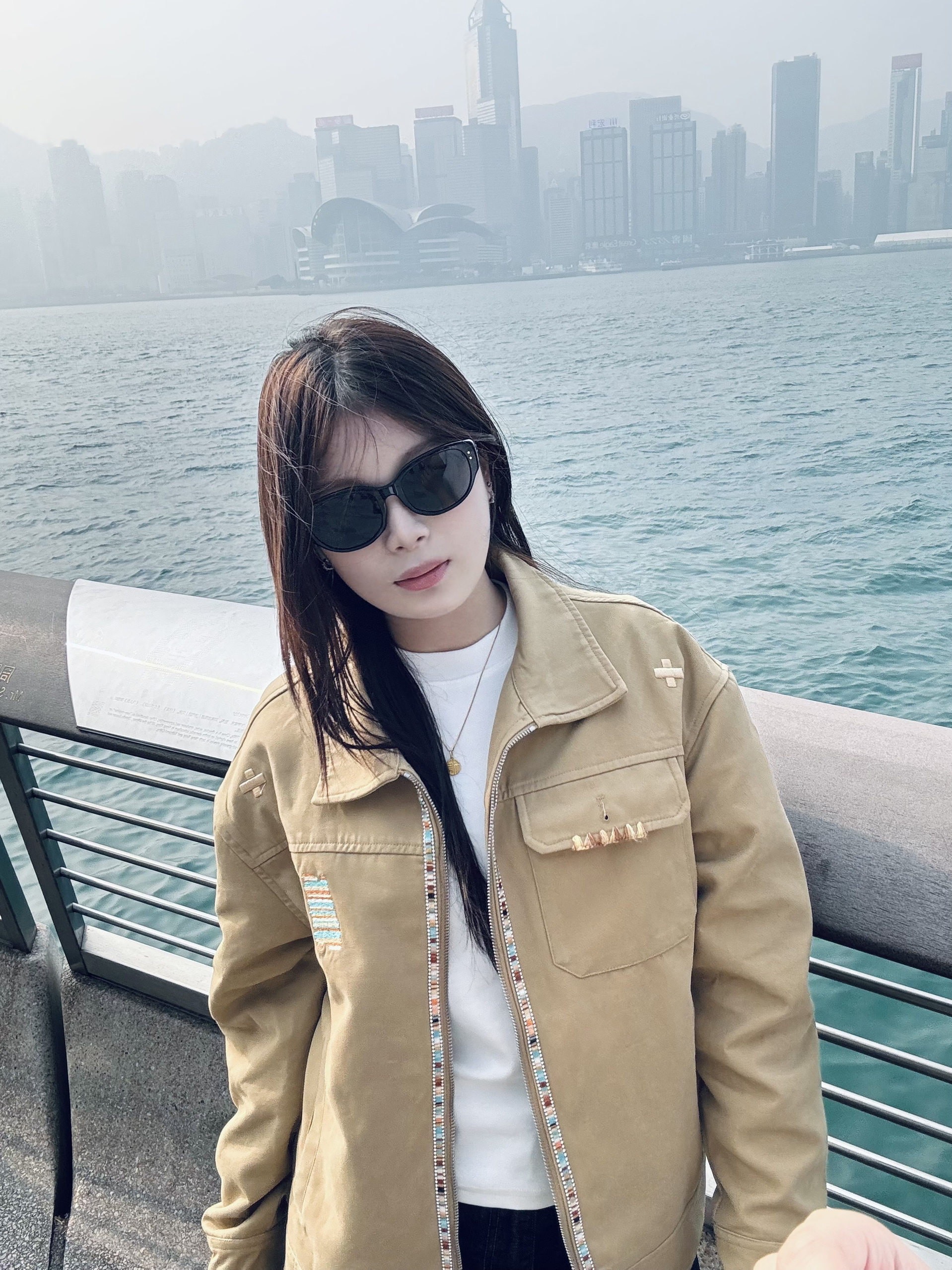 这件衣服超级港风快来看看吧