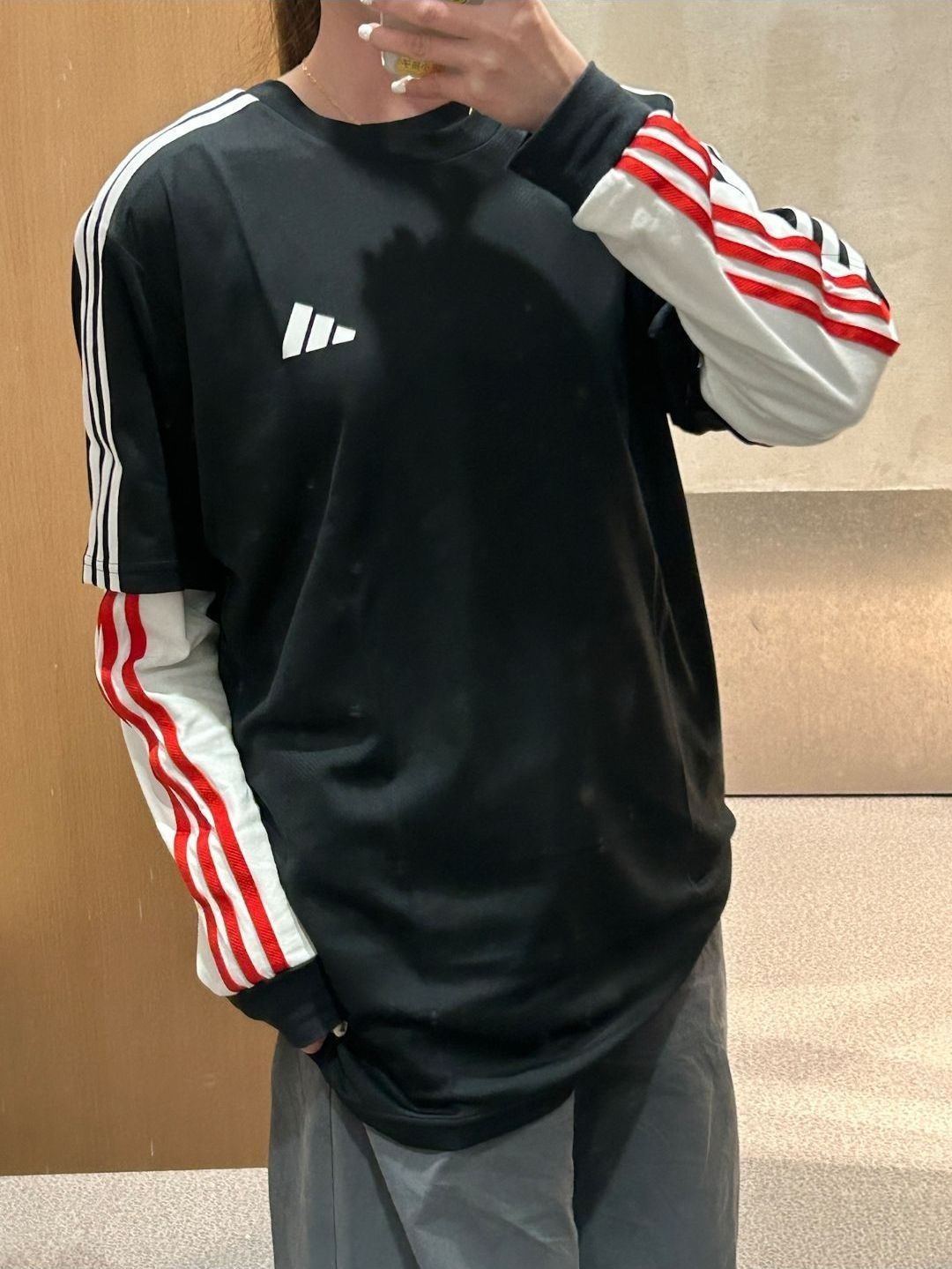 谁懂！！阿迪达斯这么配吼吼看