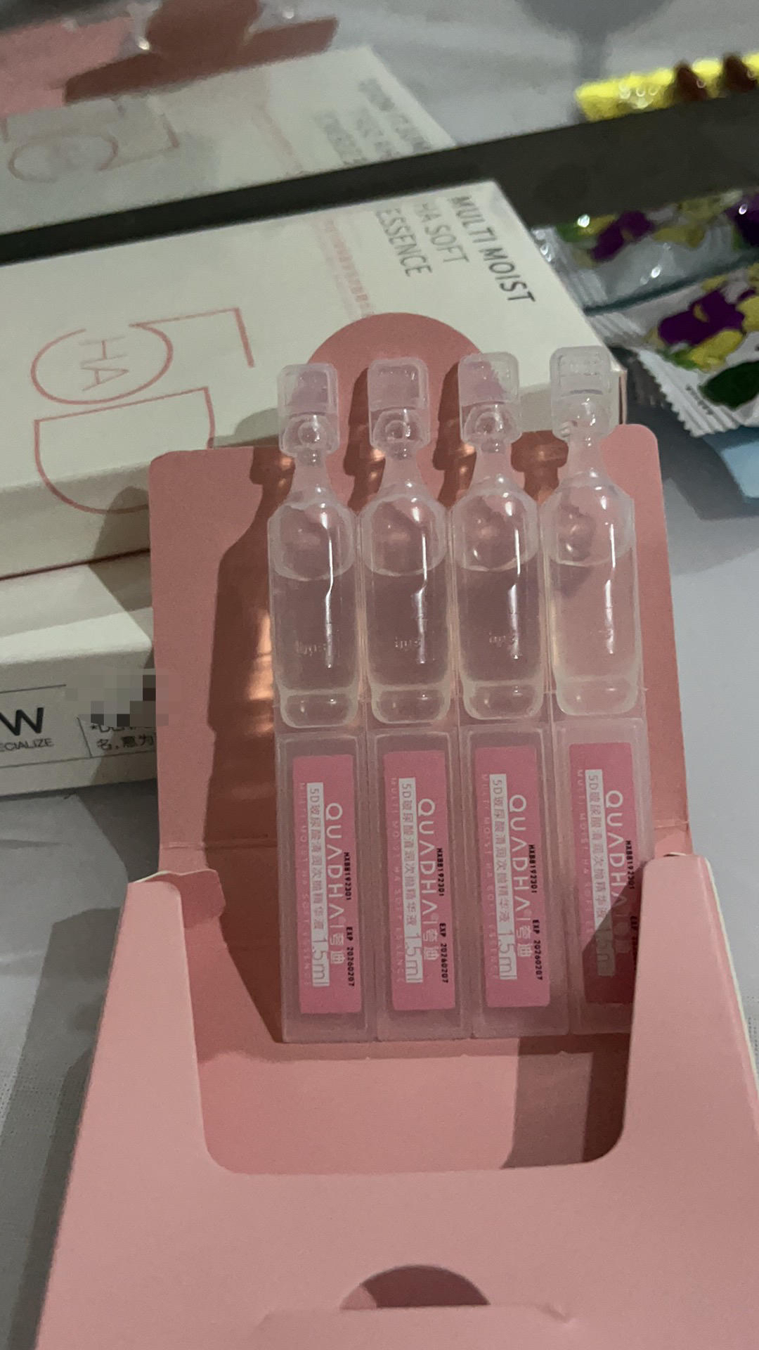 干皮姐妹皮肤缺水这样做…