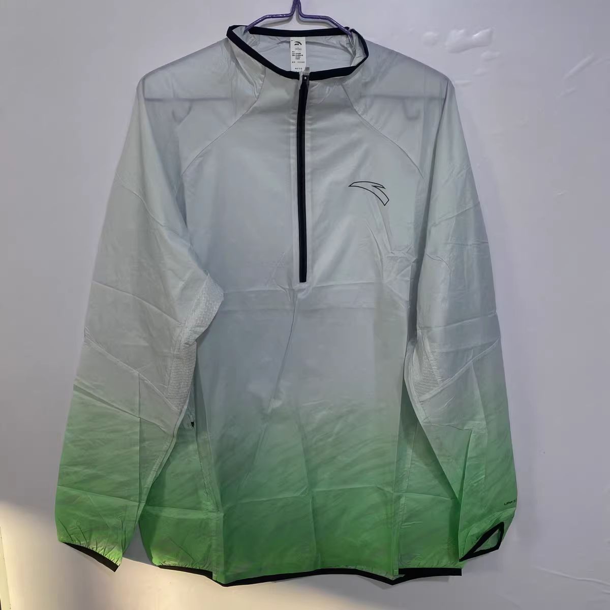 挖到户外神衣！安踏这波赢麻了