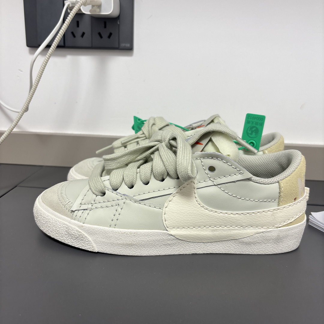 nike的 薄荷绿 好看🤩买它