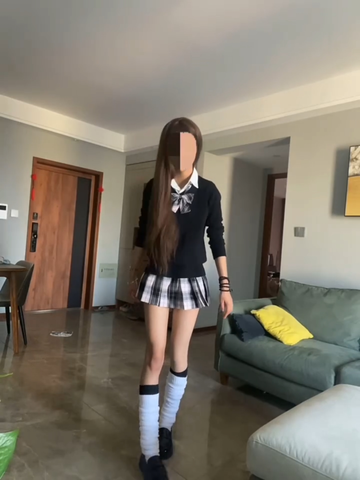 爱穿jk短裙的姐妹看过来啦