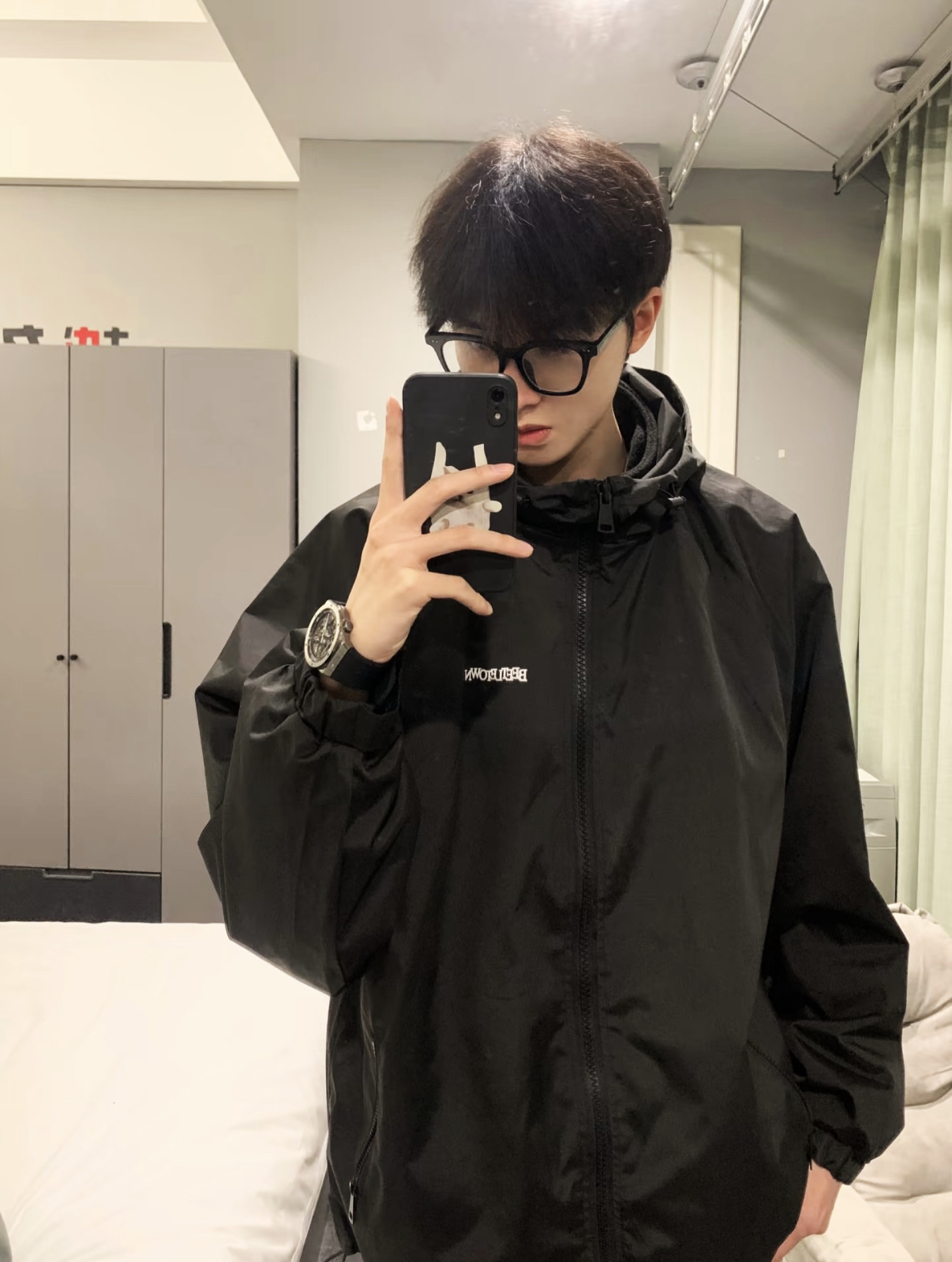 长得帅不如穿得帅 冲锋衣➕机械表真的很顶💫