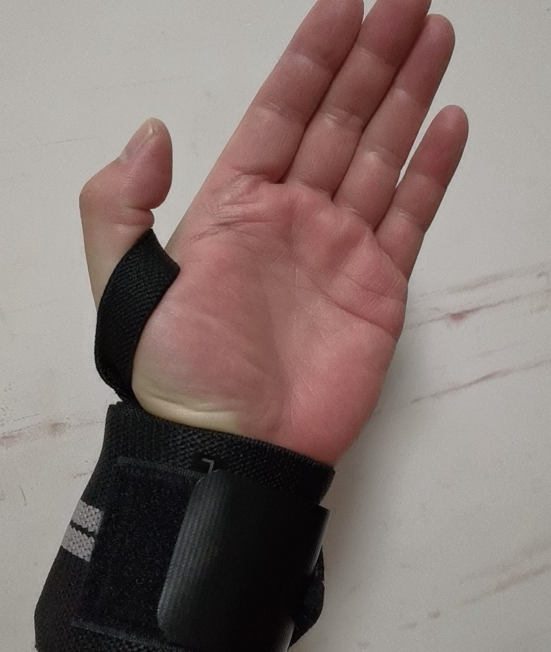 好用，实惠，还便宜。新手爱健身。