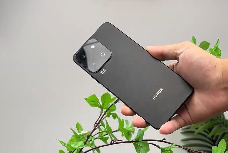 荣耀Play9T：6000mAh+耐摔防水，半年跳水到773元，真香还是坑？