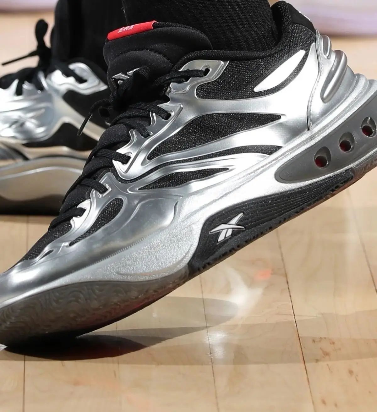 🔥ReebokEngineA 登场！锐步用十年沉淀，重新定义「高性能」！