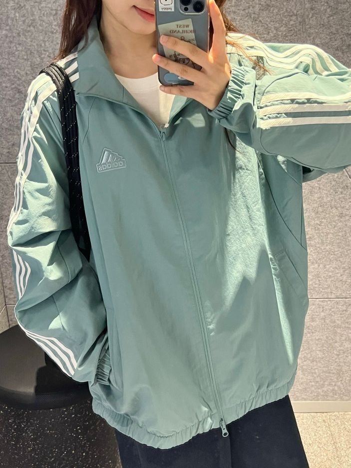 阿迪这个青色太好看了
