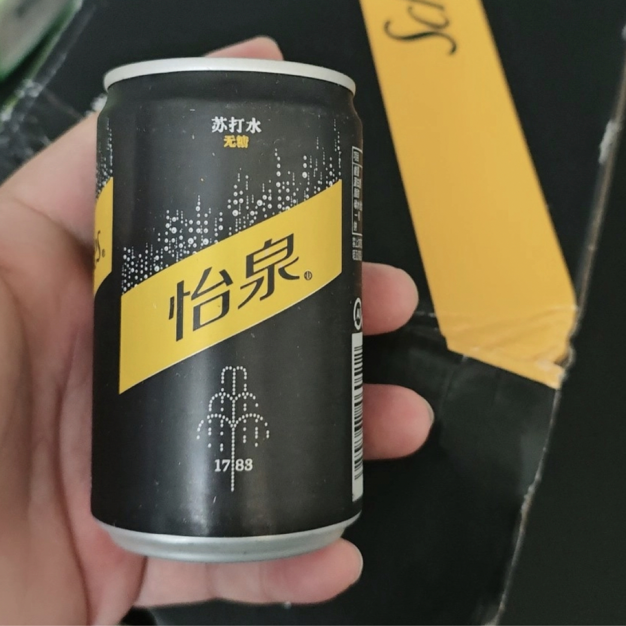 0糖0卡，畅饮无负担的怡泉苏打水