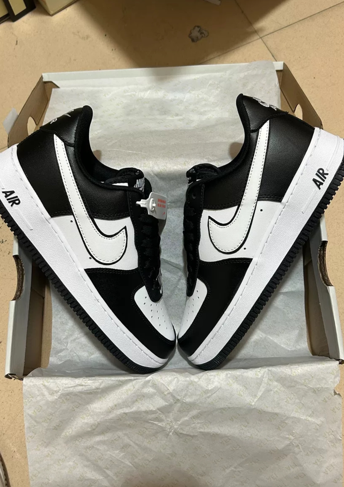 耐克AF1黑白板鞋，潮流百搭王炸款