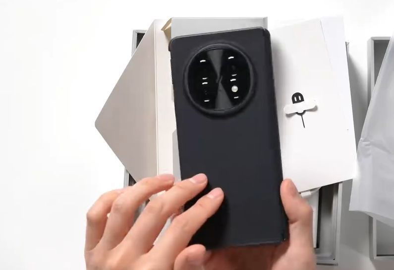 OPPO Find N5 使用一月大揭秘：到底是 yyds 还是大冤种？
