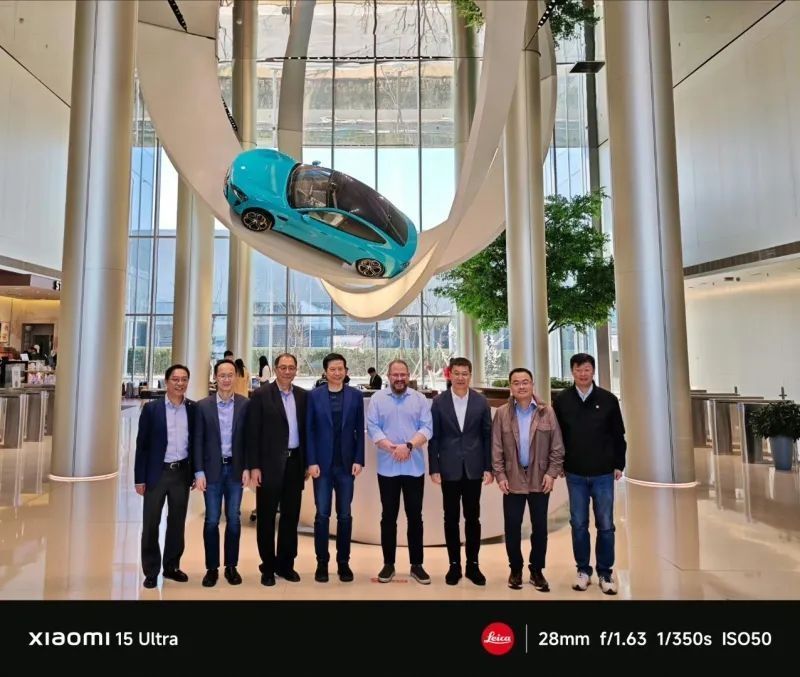 三星、高通巨头聚首小米汽车工厂,背后暗藏哪些信号?