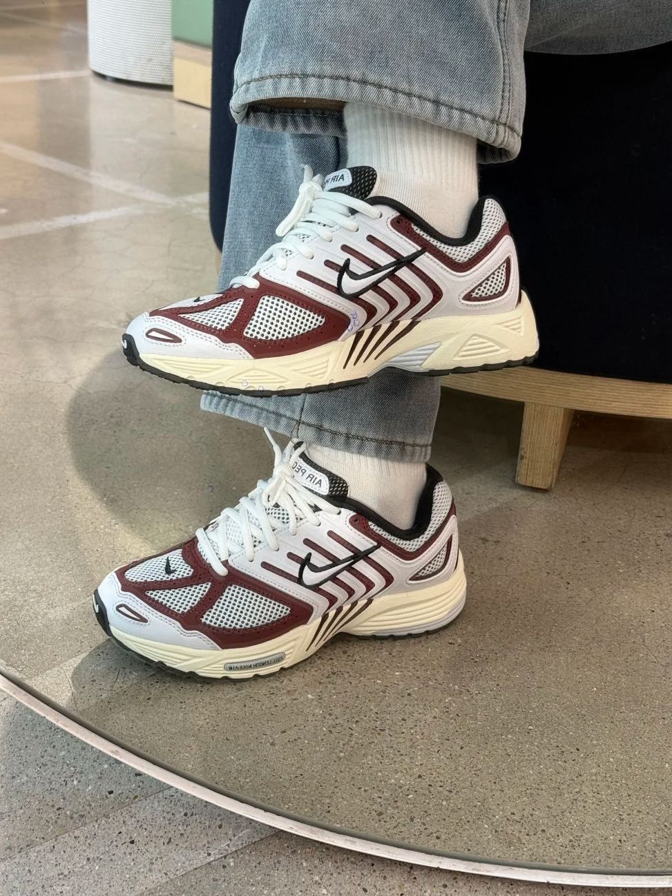 Pegasus 2K5|一款颜值超高的老爹鞋
今天给大家分享一款超赞的NIKE复古跑鞋~
