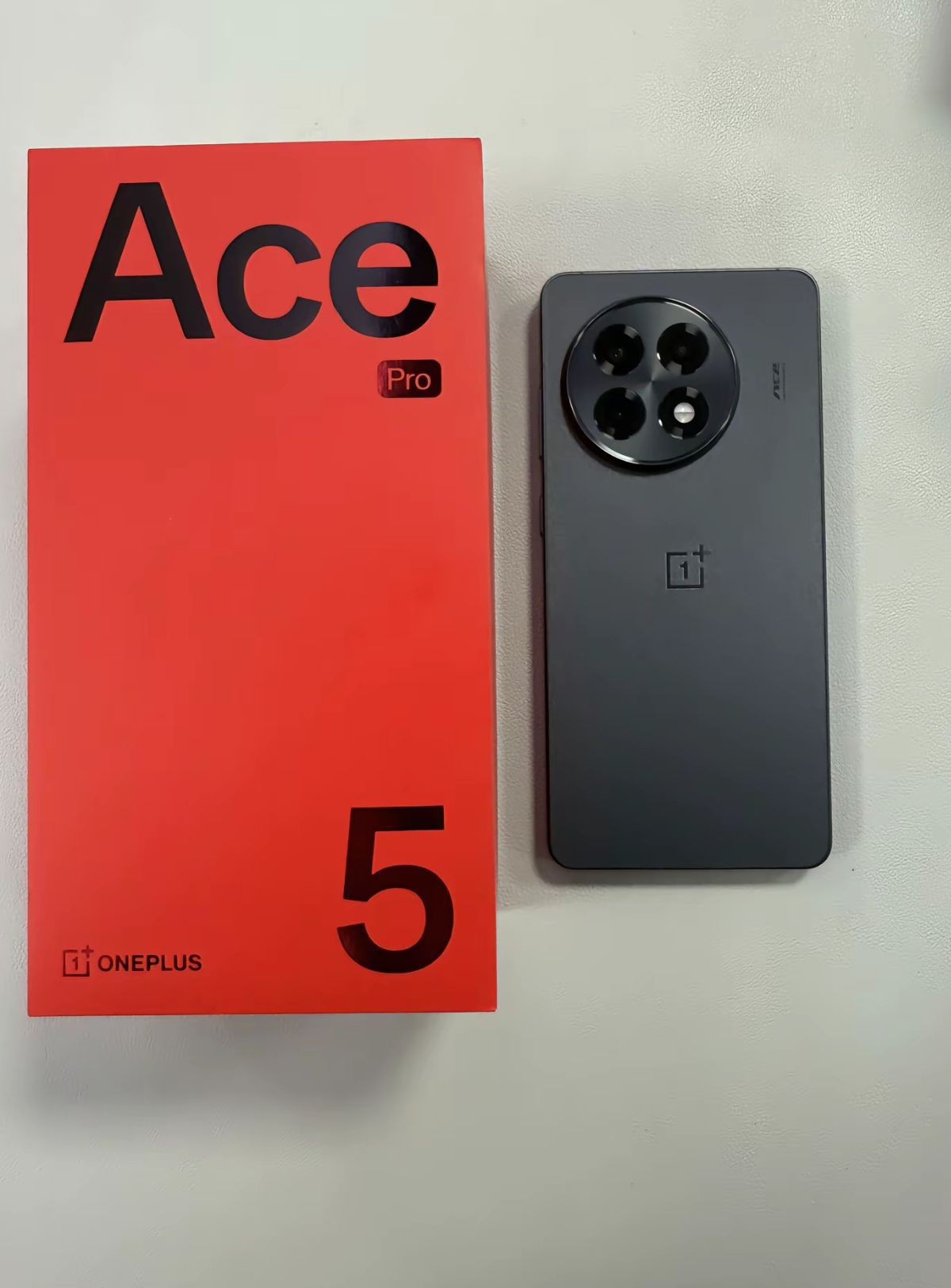 【🔥一加Ace5 Pro：性能怪兽登场，性价比之王！
