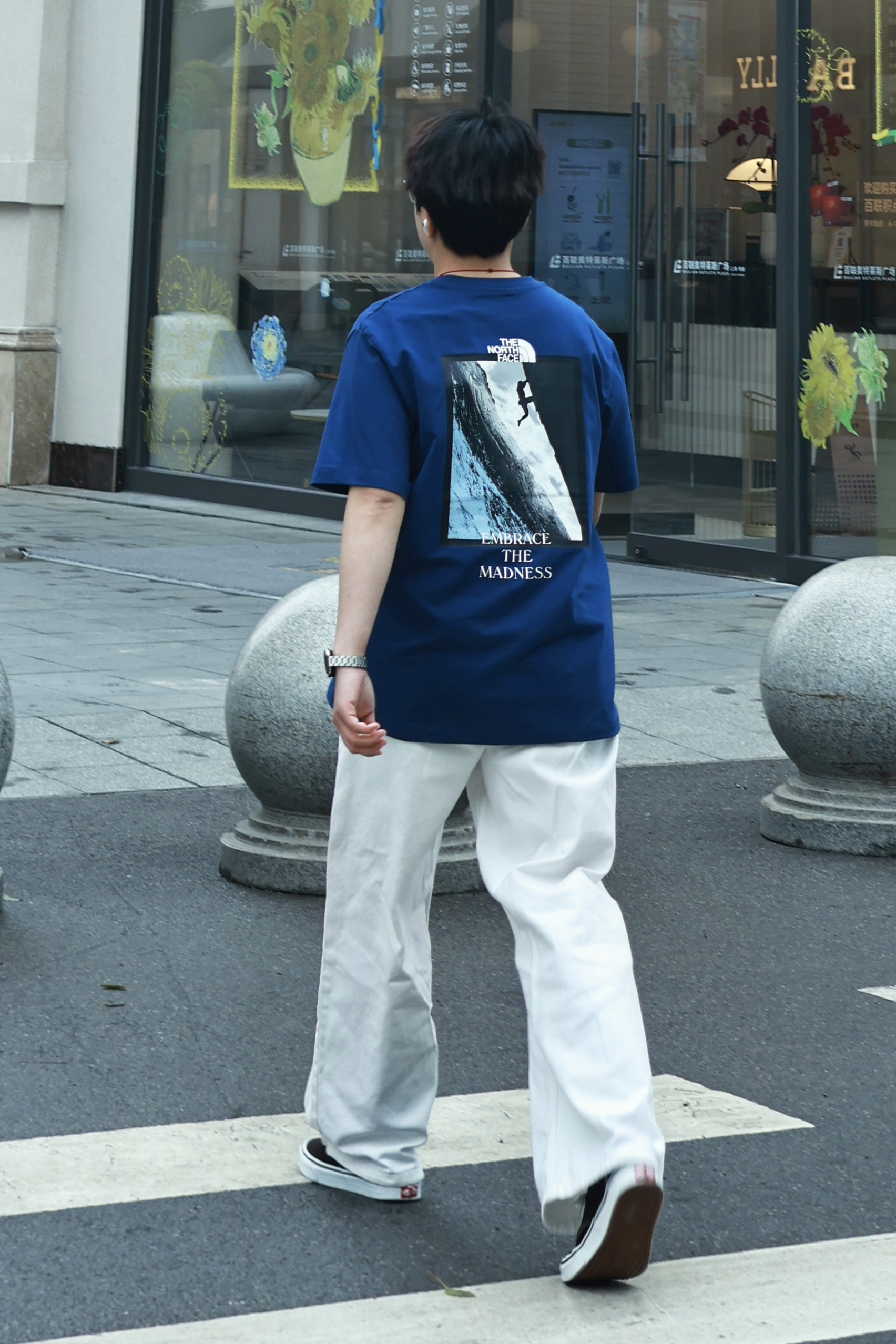 【𝐓𝐇𝐄 𝐍𝐎𝐑𝐓𝐇 𝐅𝐀𝐂𝐄｜💙克莱因蓝攀岩印花𝐓恤】