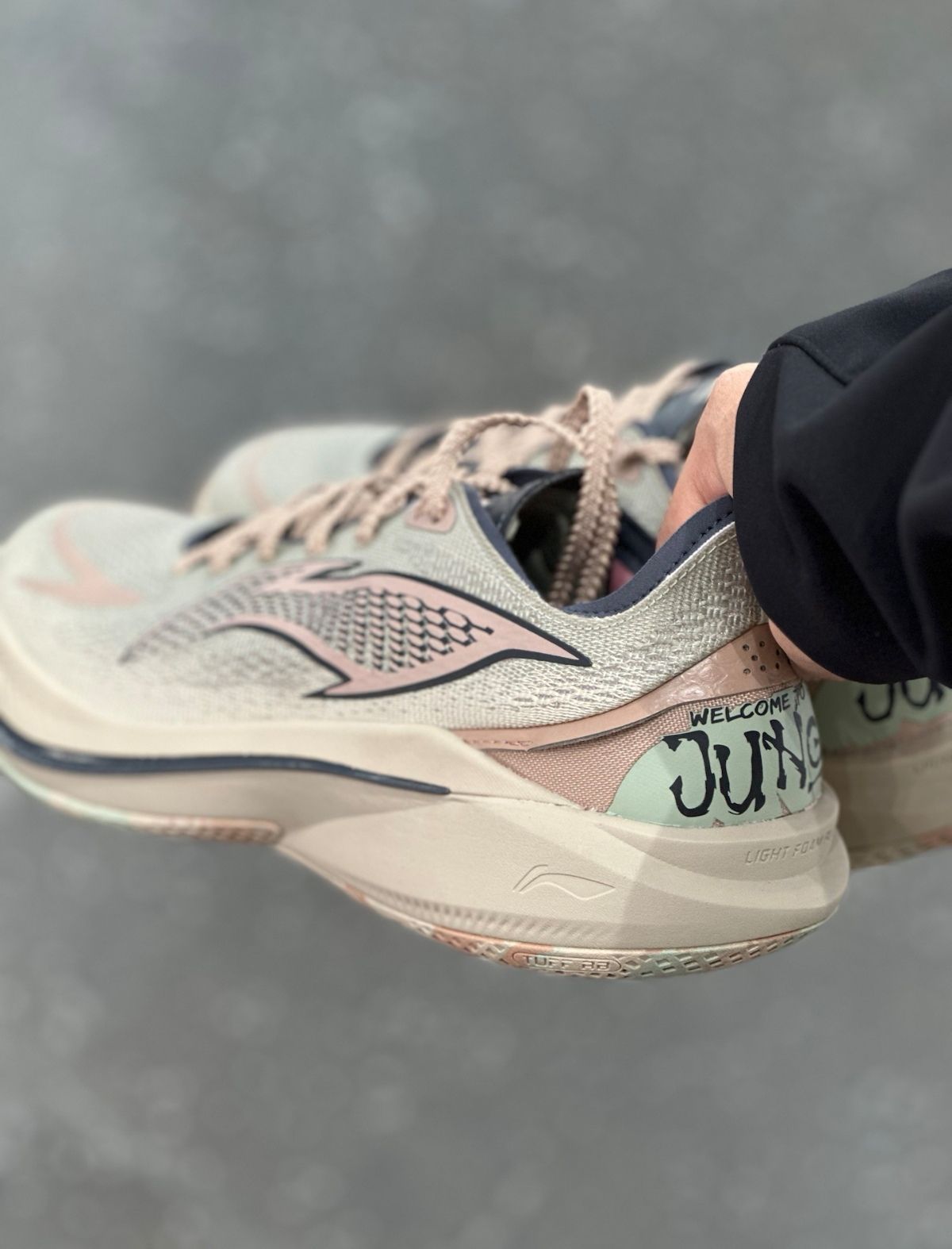 徐杰经常上脚的一双鞋🏎🏎