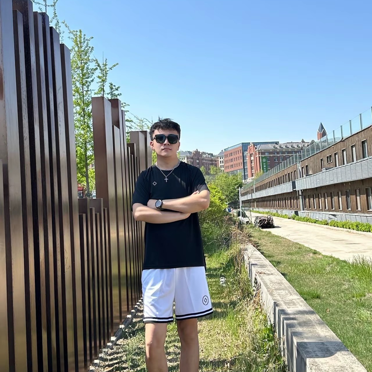 穿的干净直接打败80%的男大学生