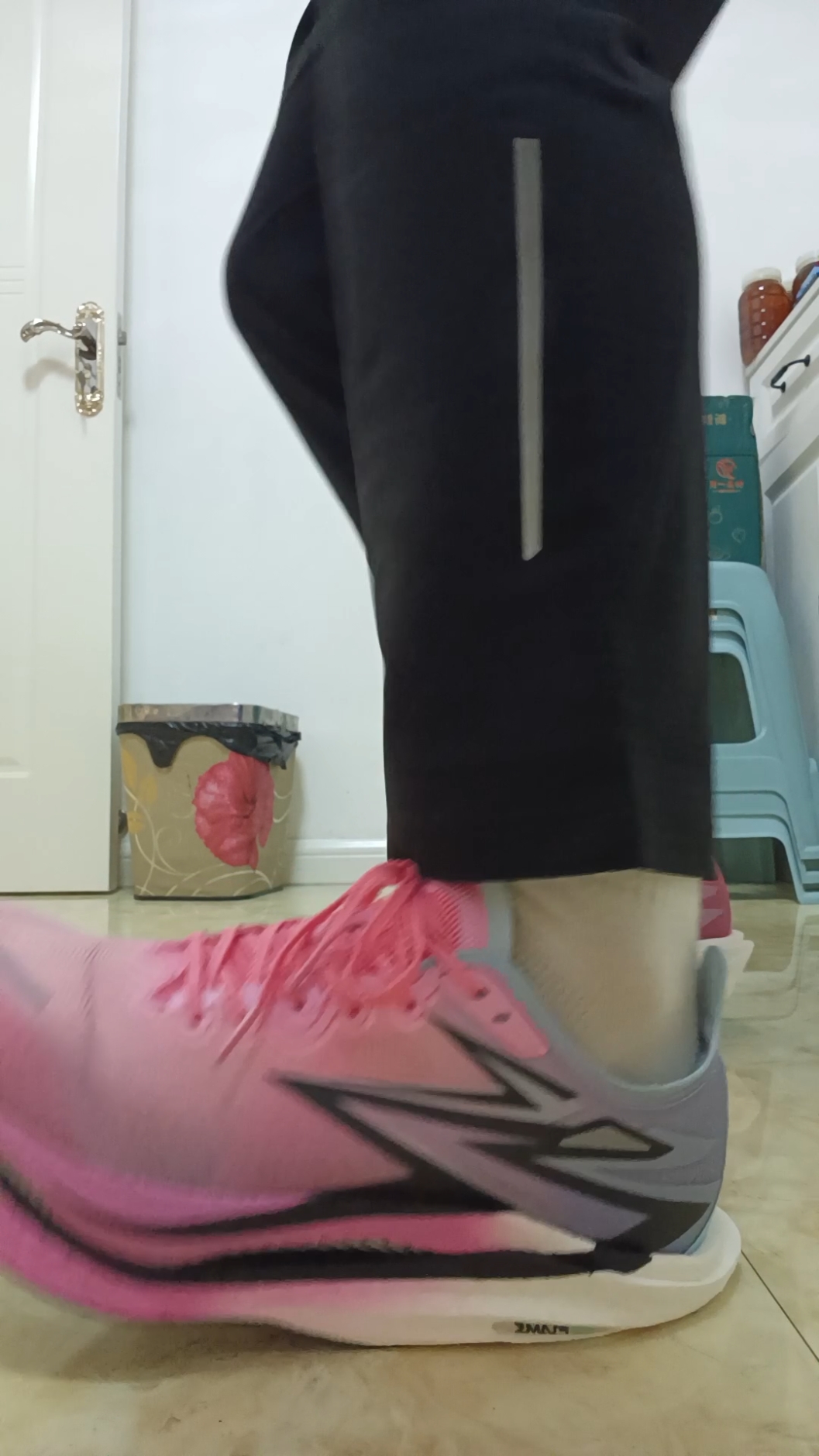 自己看，飞燃4 反转