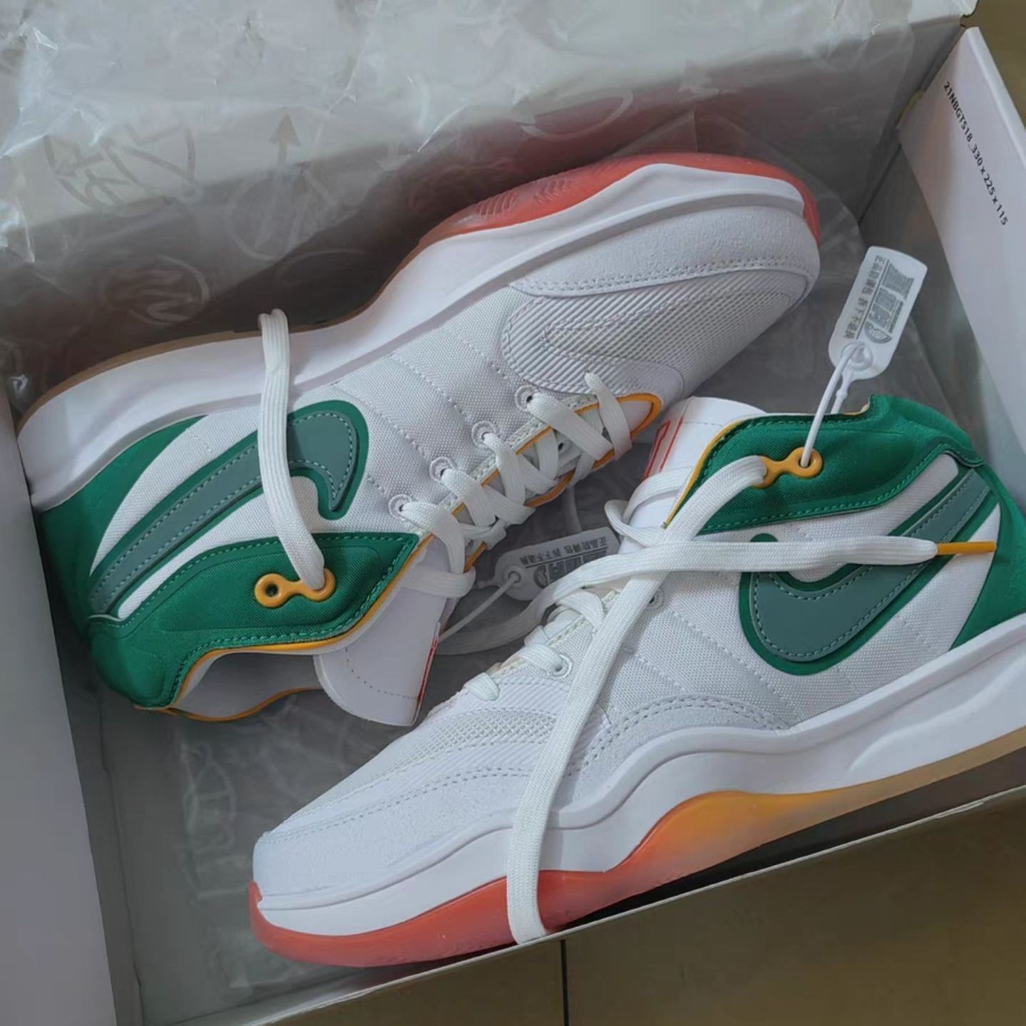 🌟 **Nike Air Zoom G.T. Hustle 2 深度测评 | 一双「矛盾体」实战鞋