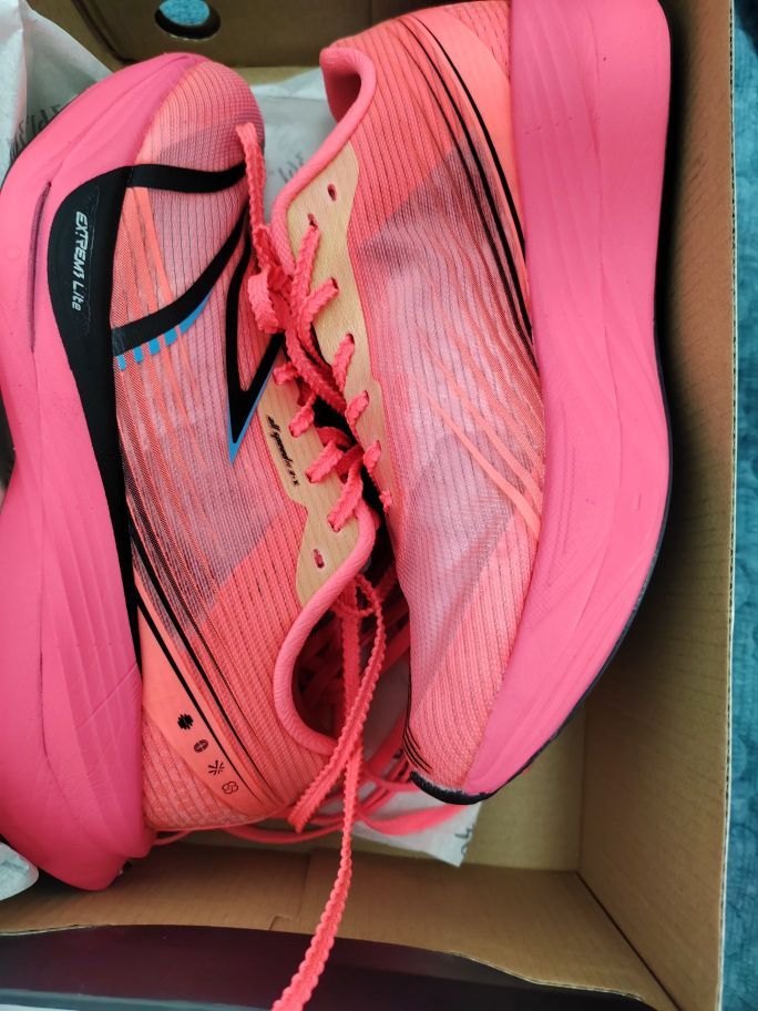 👕推荐单品：飞飚et

🛒推荐理由：一款