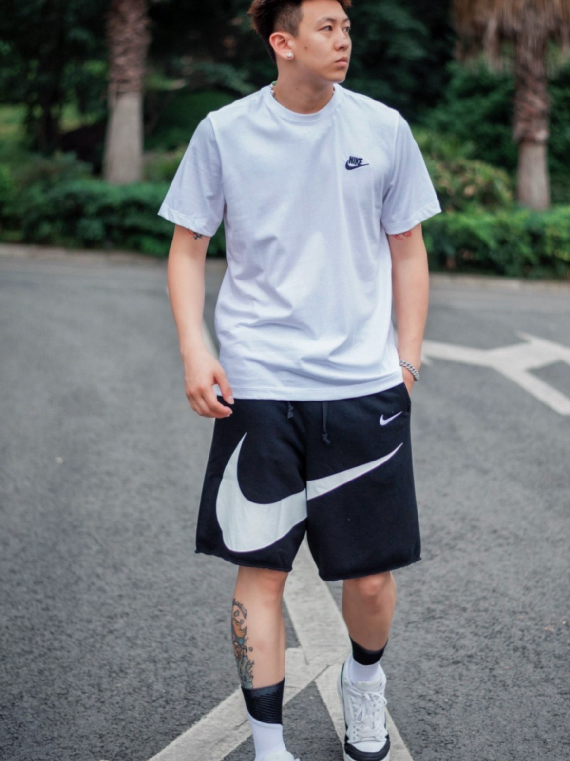 Nike 挖到一款舒适百搭的短袖t