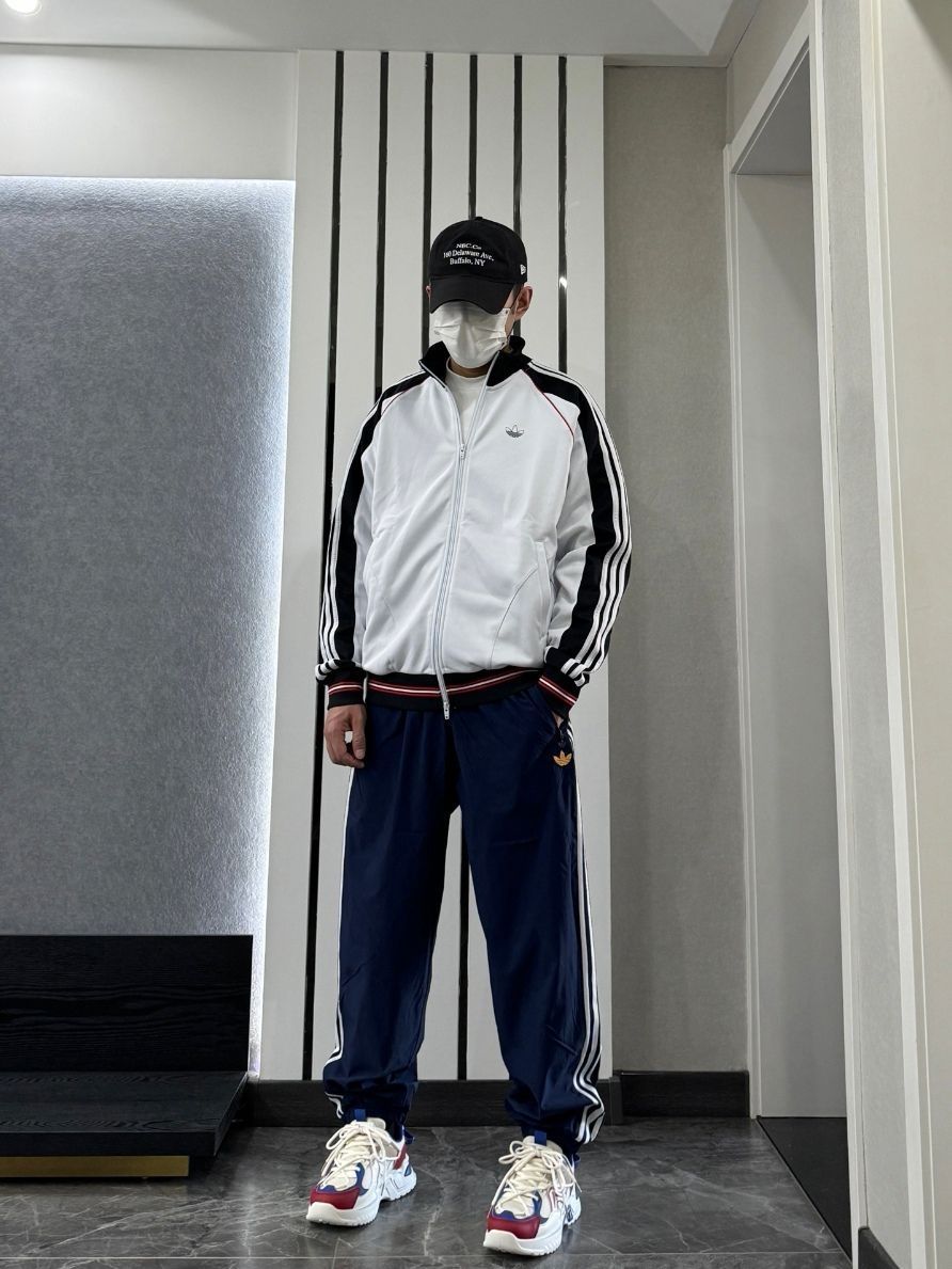 今天起正式加入阿迪门