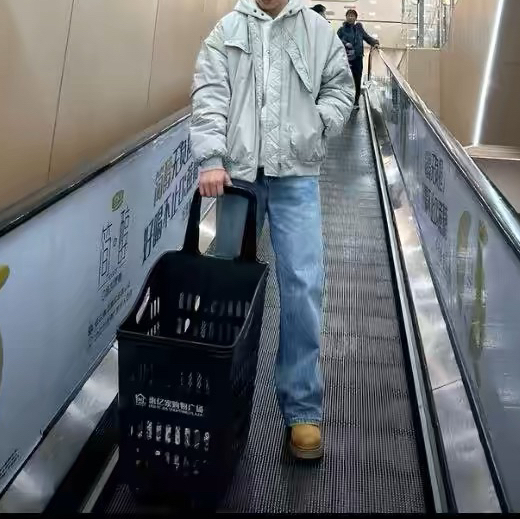 很正✅好好穿发牛仔👖