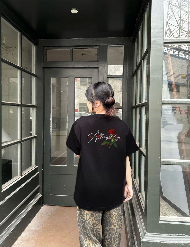 夏日松弛感穿搭