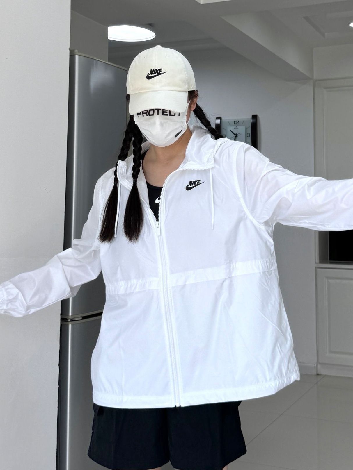 防晒衣还是白色好看