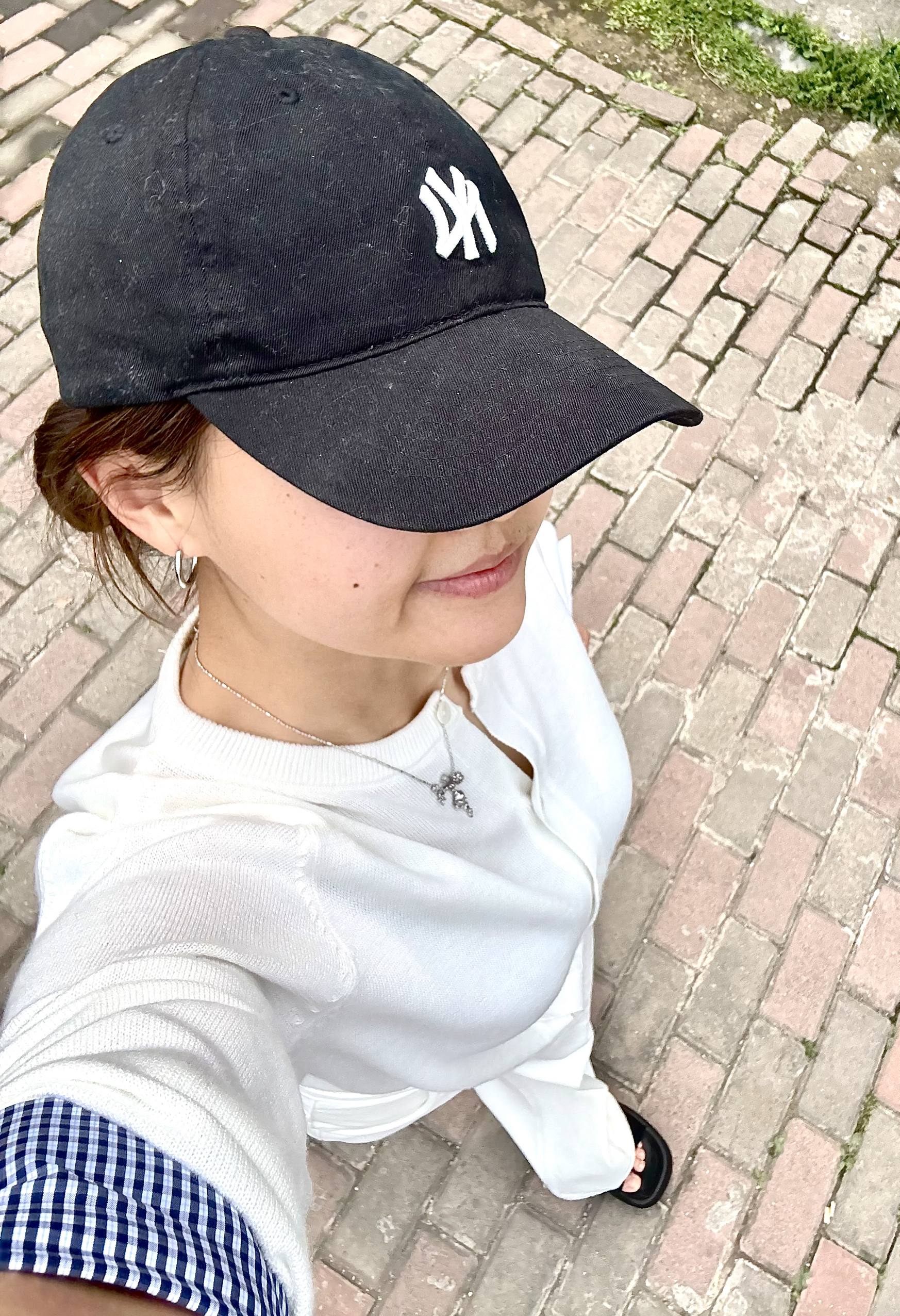 你离潮人就差顶帽子🎩